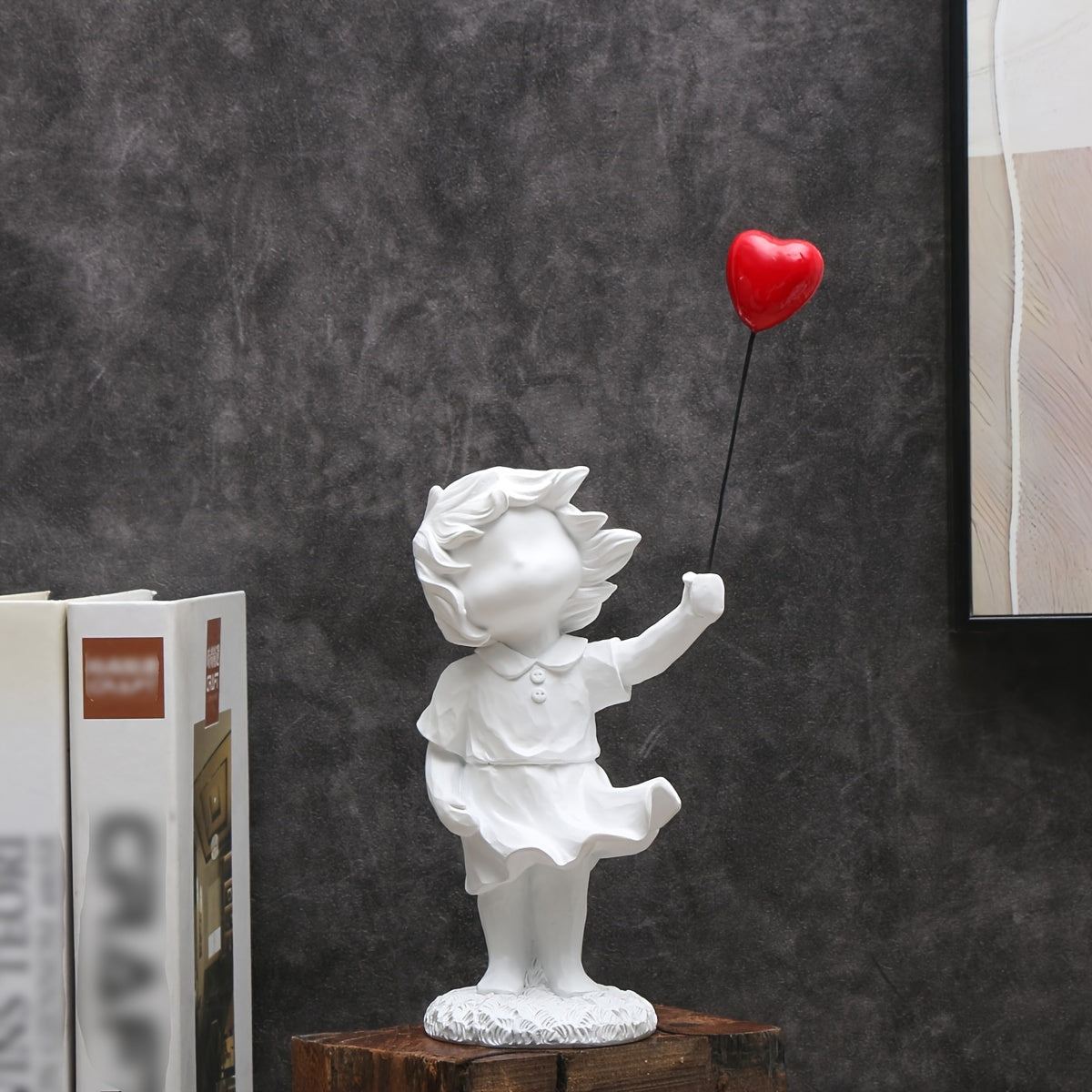 Figura de resina de niña de dibujos animados con globo, objeto decorativo de colección para varios tipos de habitaciones, uso en interiores, no requiere electricidad.