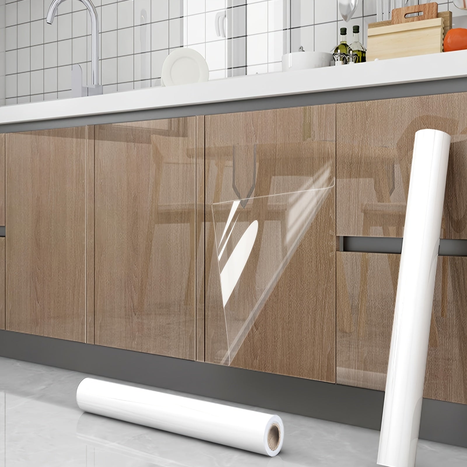 1 Rollo de Forro Autoadhesivo Transparente para Cajones - Película Vinílica Mate, Impermeable y Resistente al Calor, Cubierta Protectora Multiusos para Armarios de Cocina, Estantes, Baño - Antideslizante, Fácil de Limpiar, Cobertura Transparente