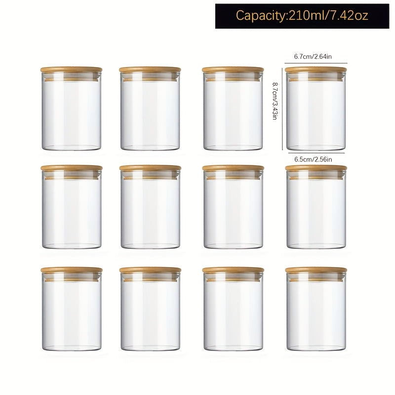 Un conjunto de doce frascos redondos transparentes con tapas de bambú, fabricados con vidrio de borosilicato de alta calidad, adecuados para almacenar granos, frijoles de café y hojas de té, con capacidades de 210 ml, 280 ml y 340 ml.