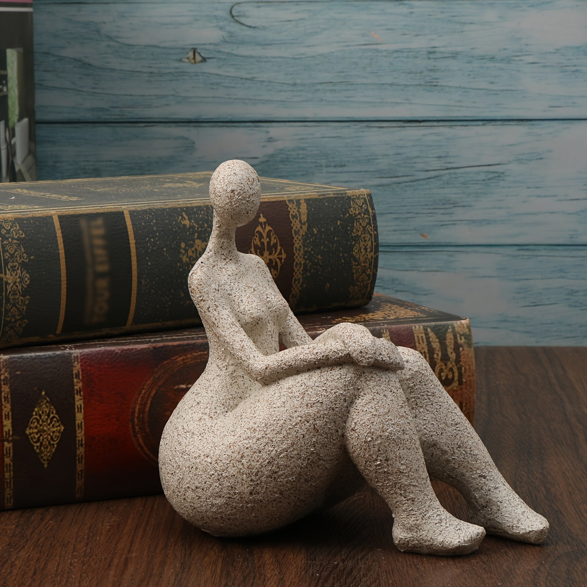 Estatuilla de mujer con curvas de resina y piedra arenisca, adecuada para la decoración de la sala de estar, el dormitorio o el vestíbulo - No requiere electricidad