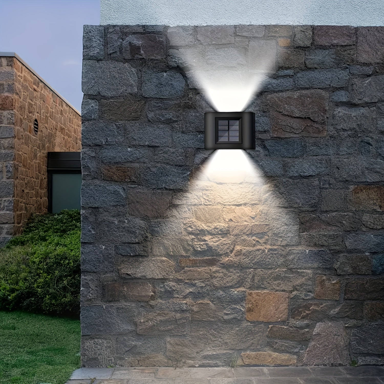 Lámpara solar de pared con 6 LED, luz cálida/blanca, sensor de luz, ideal para jardín, porche, escaleras y caminos, con batería de níquel recargable, iluminación exterior moderna