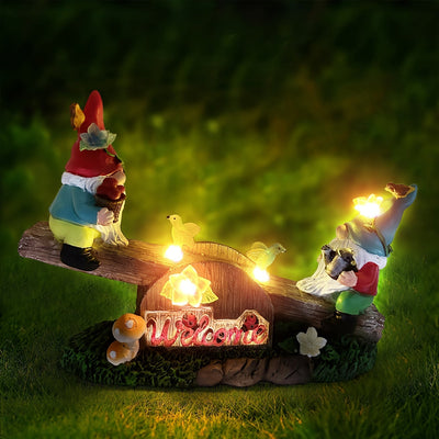 1 pieza de estatua de jardín teeter totter con gnomos alimentados por energía solar - Encantador decorado de exterior de resina con letrero "BIENVENIDO", flores y pájaros vibrantes, perfecto para patio, césped o jardín, iluminación | Diseño de gnomos enc