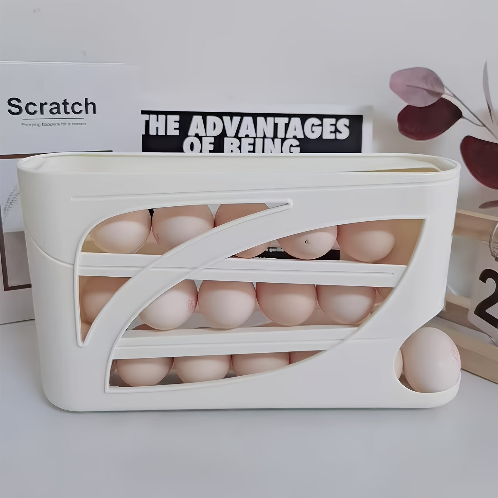 Soporte de huevos giratorio de 4 niveles - Diseño de puerta lateral que ahorra espacio, puede contener 30 huevos, acabado brillante y liso, asa conveniente, adecuado para almacenamiento en cocina y refrigerador | Accesorio de cocina moderno | Material pl