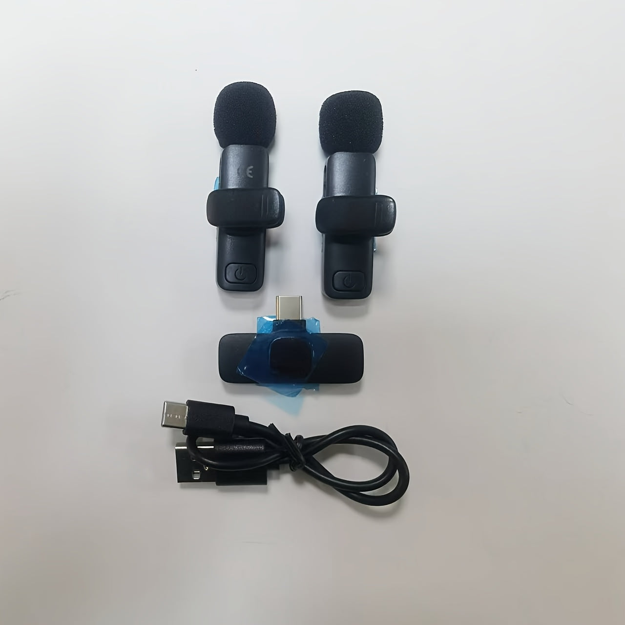 Dos micrófonos inalámbricos para corbata compatibles con teléfonos móviles y portátiles de tipo C, con función de reducción automática del ruido para grabación de video, transmisión en vivo e entrevistas (2 unidades)