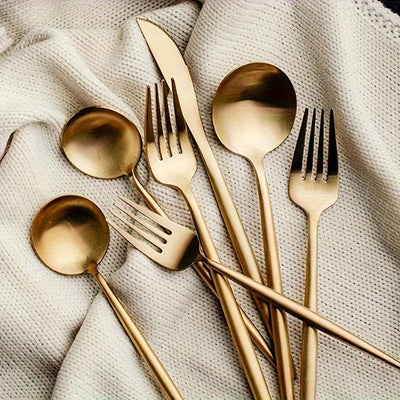 Juego de 16 piezas de cuchillos, tenedores, cucharas y cucharitas de té de acero inoxidable. Pulidos con revestimiento dorado de titanio, aptos para lavavajillas