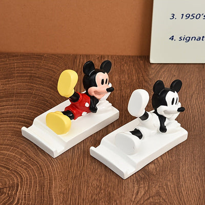 Soporte para teléfono móvil de Disney Mickey, adornos de escritorio y decoración de oficina, artesanías de resina para el interior del coche, regalos ideales para amigos