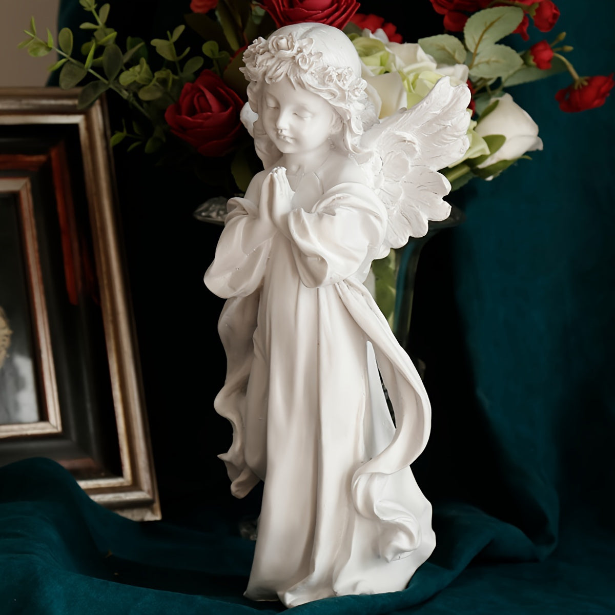 2 estatuas de ángel de resina, estilo retro con acabado blanco, decoración versátil para interiores y exteriores, ideal para decoración del hogar y Pascua, no requiere electricidad, acentos serenos para jardín y habitación, diseño elegante