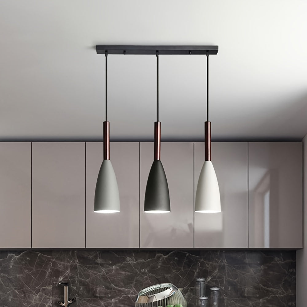 Modernas Lámparas Industriales de 3 Luces con Pantalla Metálica Recta, Candelabros Decorativos al Estilo Moda sin Madera de Roble y Acabado en Hierro, Aparato de Iluminación Retro Industrial para Colgar en el Techo con Luz Ajustable para Cocina, Dormitor
