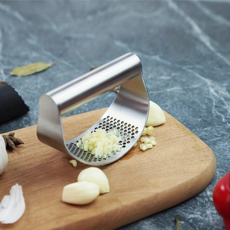 Herramientas de cocina RV, 1pc Trituradora de ajo, Trituradora de ajo de acero inoxidable, Trituradora de metal de ajo, Trituradora de ajo de cocina, Picadora de ajo, Artículos de cocina, Gadgets de cocina, Esencial para apartamentos, Accesorios de cocin