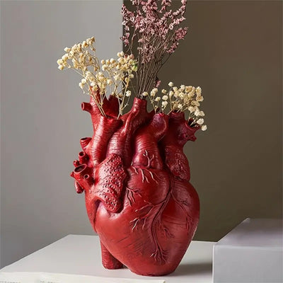 1 pieza, jarrón de resina única en forma de corazón con rosas rojas - Estilo de arte nórdico moderno, jarrón decorativo, adecuado para el hogar, bodas o decoración de mesa.