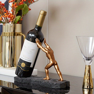 Un Elegante Soporte de Vino de Resina al Estilo Europeo - Un Diseño Luxuoso y Creativo que es Perfecto para la Decoración del Hogar y la Oficina, Haciéndolo un Ideal Exhibidor para Estanterías o Entradas.