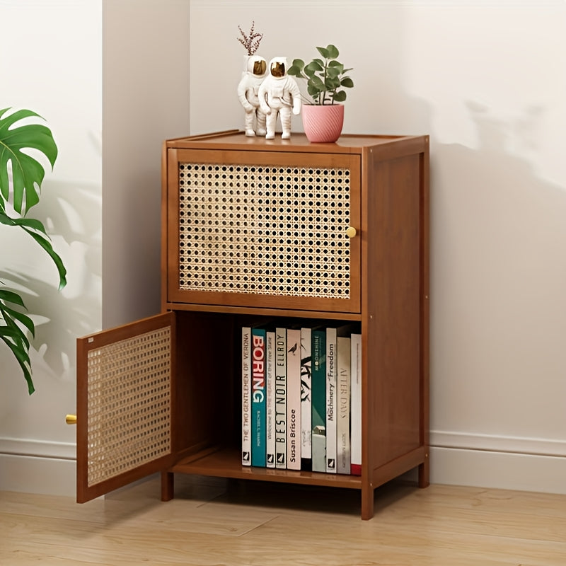 Estantería de Bambú de 2 Niveles con Puerta - Mueble Multinivel para Sala, Soporte para TV o Estante Montado en Pared, Diseño Ventilado y Ahorrador de Espacio, Estilo Minimalista, Acabado en Madera Natural con Cajones de Almacenamiento