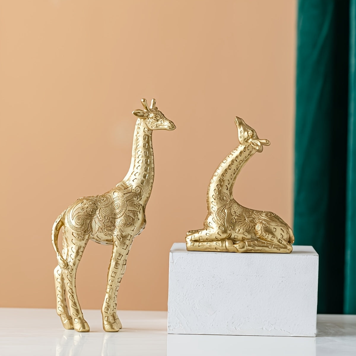 Conjunto de 2 piezas de Adorno de Jirafa, Estatua Dorada de Arte y Artesanía, para Decoración de Estantería, Sala de Estar, Oficina, Café, Decoración de Mesa, Entrada, Decoración de Invierno, Navidad y Año Nuevo