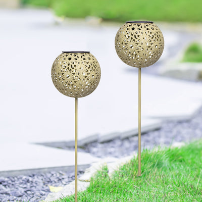 1pc Lámpara de proyección de flores huecas con enchufe de metal solar para suelo, adecuada para jardín, patio, césped, camino, balcón, estanque, decoración navideña, regalos para amigos.