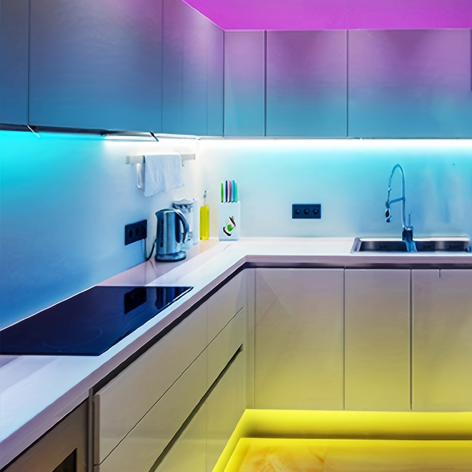 Tiras de luces LED RGB controladas a distancia para decoración del hogar - Alimentadas por USB, iluminación ambiental multicolor con control remoto de 22 teclas, batería de botón no recargable, se adapta a aplicaciones domésticas, sin función inalámbrica