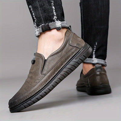 Mocasines Cómodos con Agarre de Goma, Mocasines Cómodos para Hombre con Agarre de Goma Suave: Color Puro, Estilo Casual de Calle, Forros de PU, Suelas de Goma, Plantillas de PU, Puntas Redondas para la Temporada de Primavera/Otoño