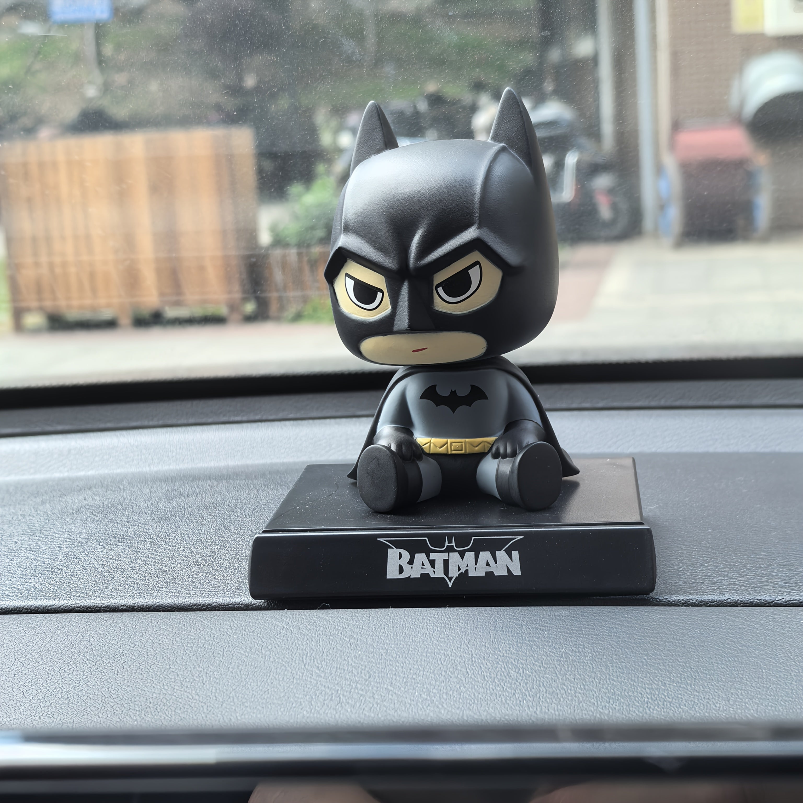Figura de coche de Batman y Superman, decoración única para el salpicadero, adorno para escritorio, decoración para escritorio, mesa de noche, es la mejor opción para regalos de cumpleaños, Navidad, Halloween, Acción de Gracias.
