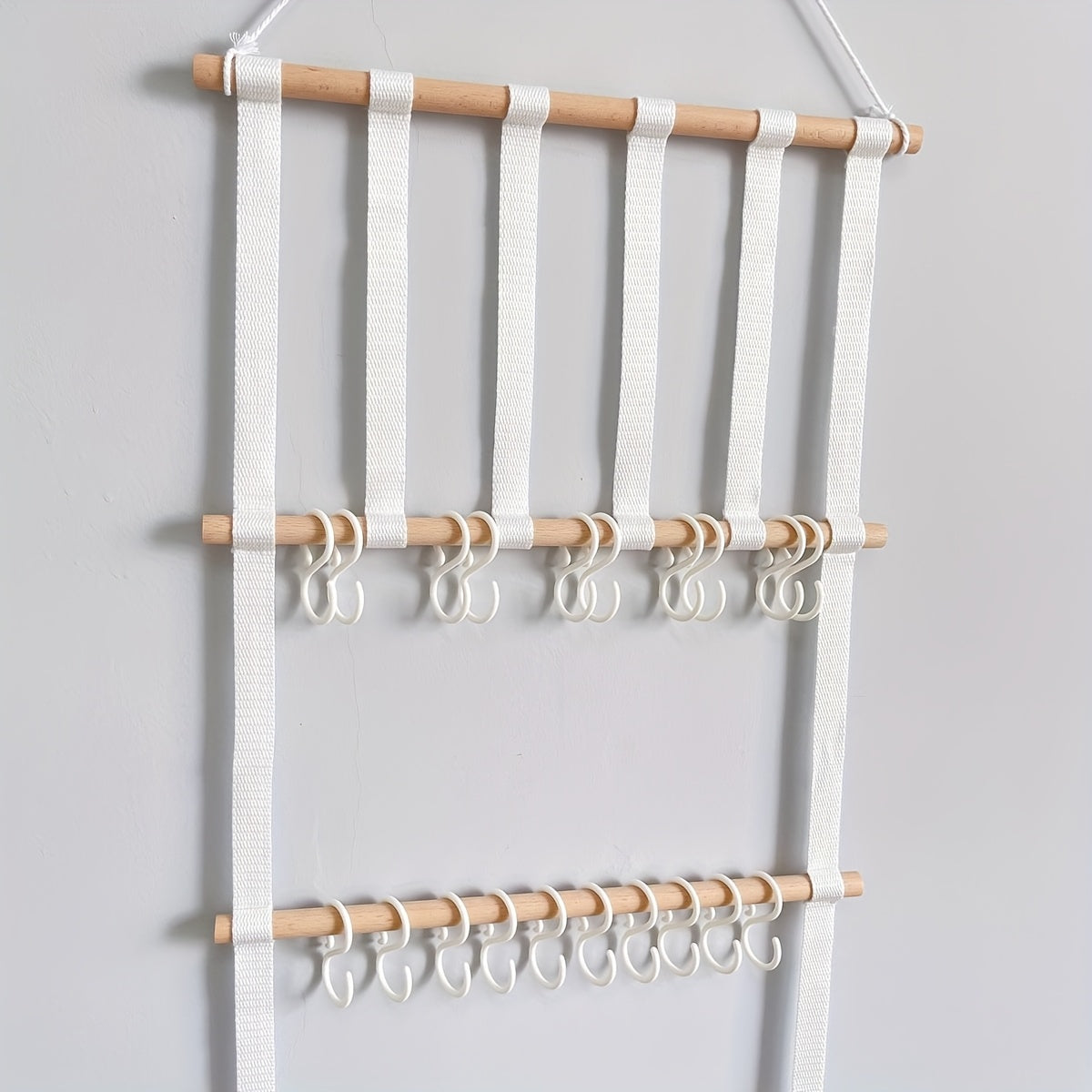 Estantería de almacenamiento para accesorios para el cabello con palos de madera, decoración de pared colgante para el hogar, 3 capas de creatividad, equipada con 30 ganchos de plástico desmontables