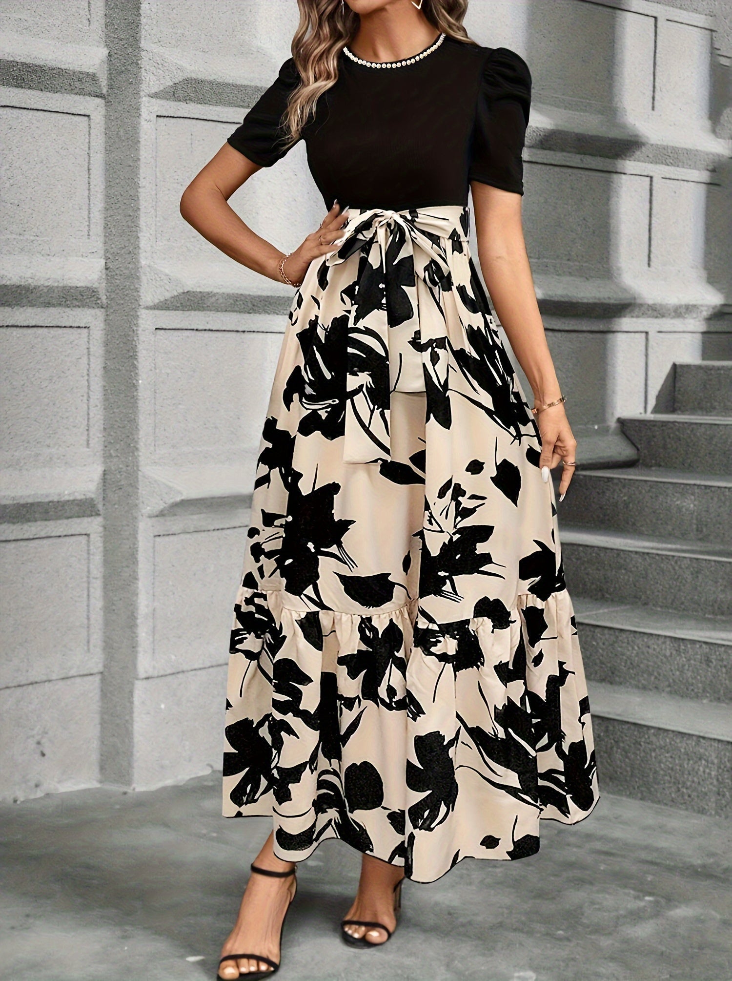 Vestido Elegante con Estampado Floral y Cinturón - Cuello Redondo, Manga Corta, Diseño en A para Mujer - Perfecto para Primavera y Verano