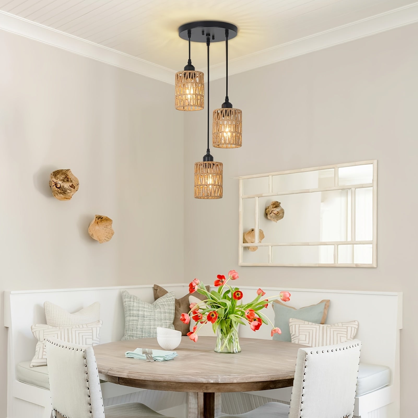 Lámpara Colgante de Ratán con 3 Luces y Pantalla Tejida a Mano - Decoración Moderna Estilo Granja para Comedor, Isla de Cocina, Sala de Estar y Dormitorio, Acabado Metálico Pulido, Montaje Semiempotrado, Luces para Isla de Cocina | Luz al Estilo Bohemio