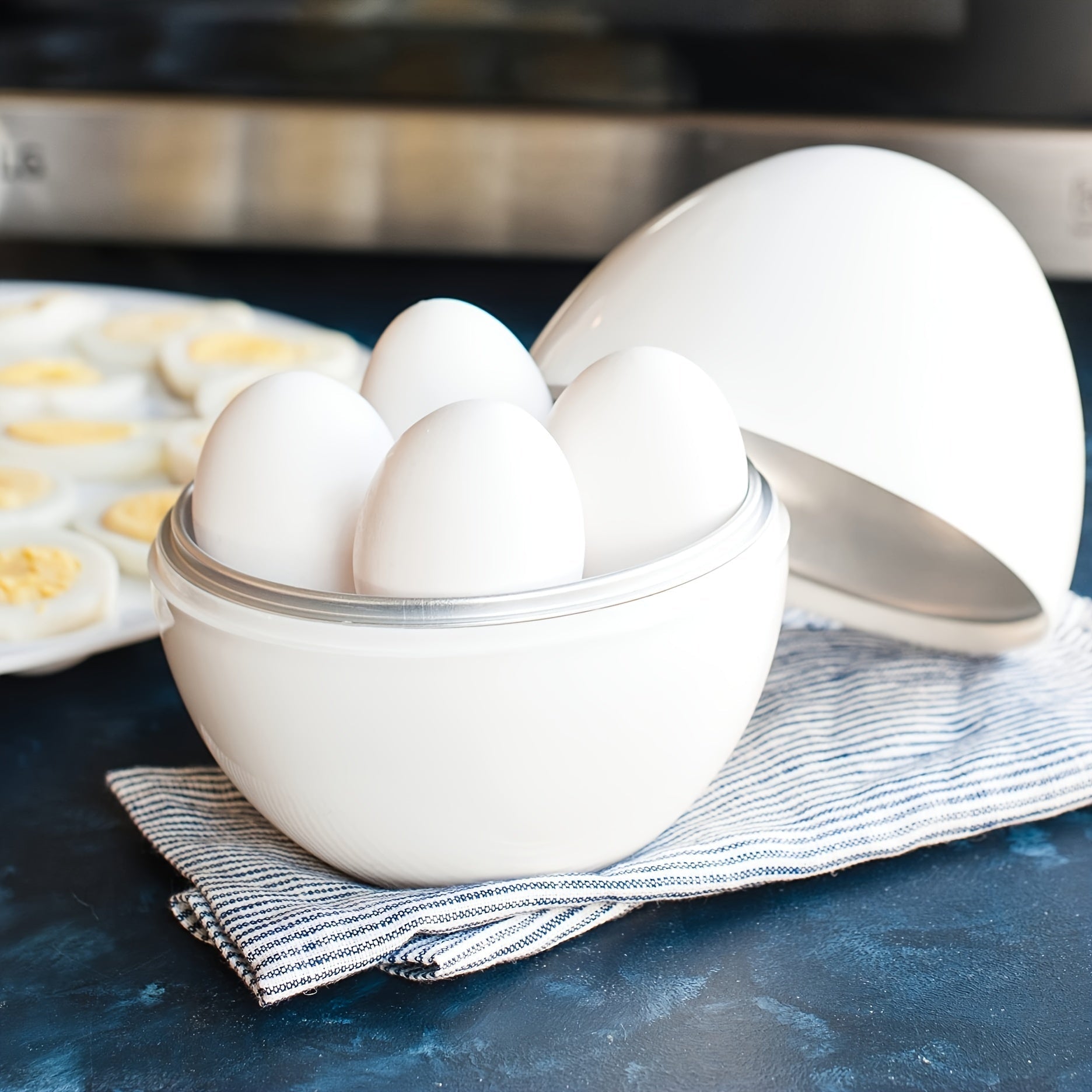Cocedor de Huevos para Microondas de 4 Huevos - Compacto, Fácil de Usar, Utensilio de Cocina para Huevos Duros o Blandos, Apto para Lavavajillas, Ahorro de Tiempo, Forma de Huevo