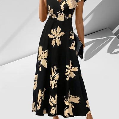 Vestido con escote en V profundo y corte en la cintura