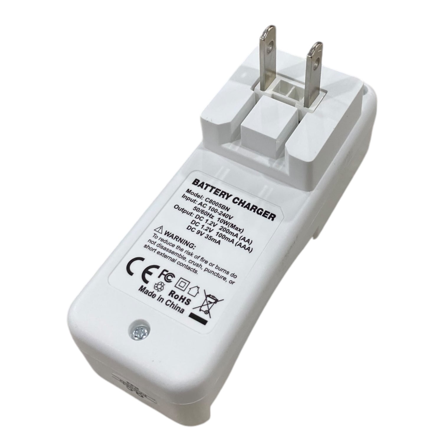 Cargador Para Pilas Recargables 2 Puestos + 2 pilas C8005BN AA2700X2