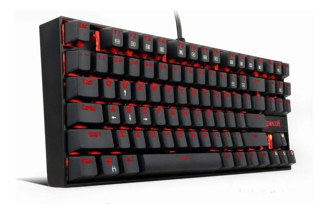 Teclado Redragon Kumara QWERTY Outemu Blue español latinoamérica color negro con luz RGB