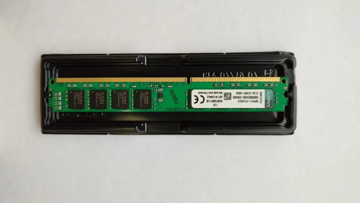 Memoria RAM ValueRAM color verde 8GB Kingston KVR16N11/8