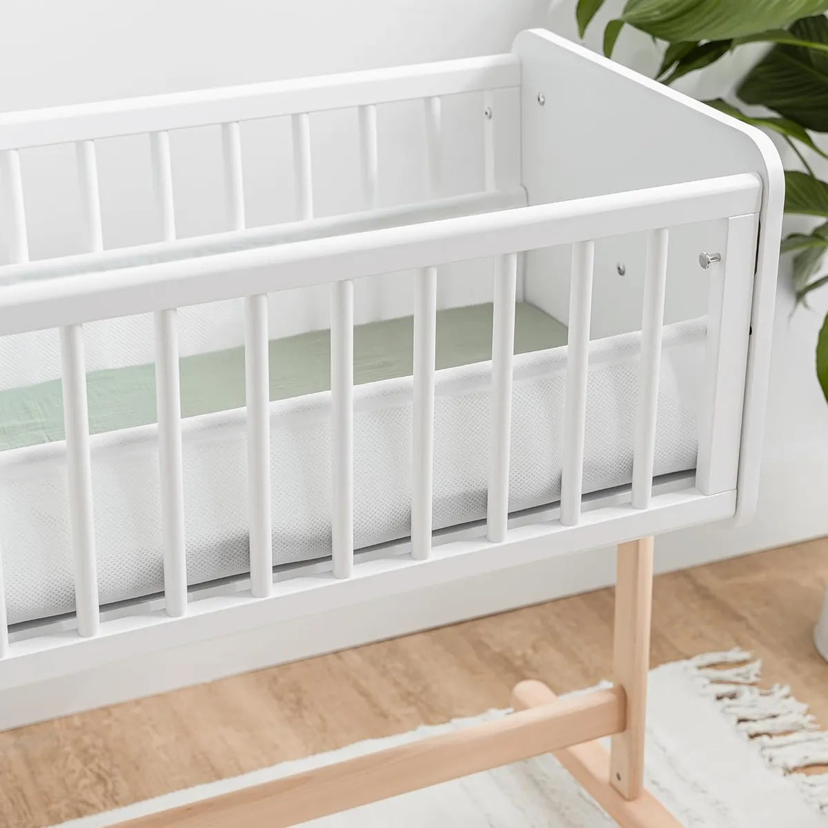 Cuna Lateral De Madera Comfy Cubs - Ultra Segura Y Elegante