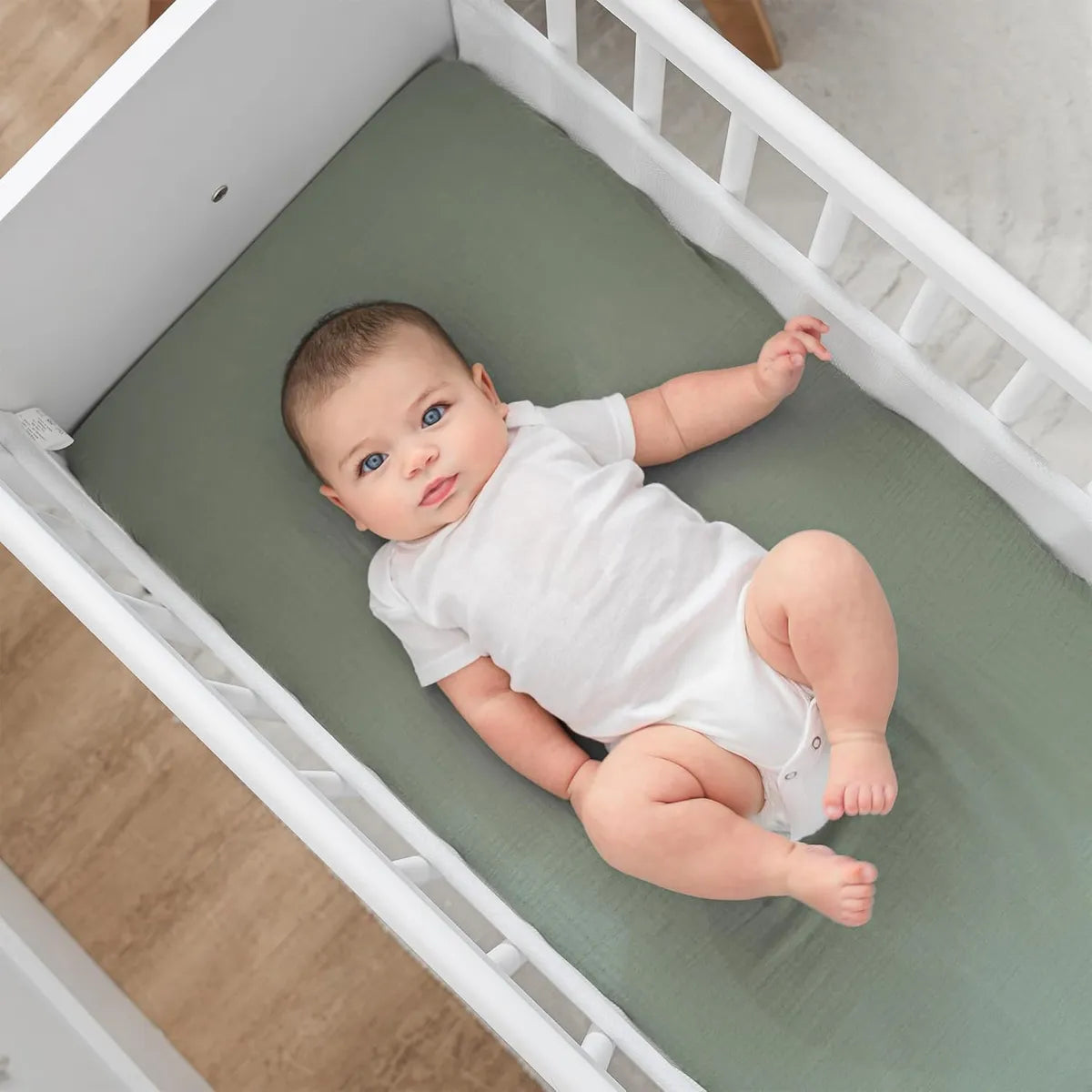 Cuna Lateral De Madera Comfy Cubs - Ultra Segura Y Elegante