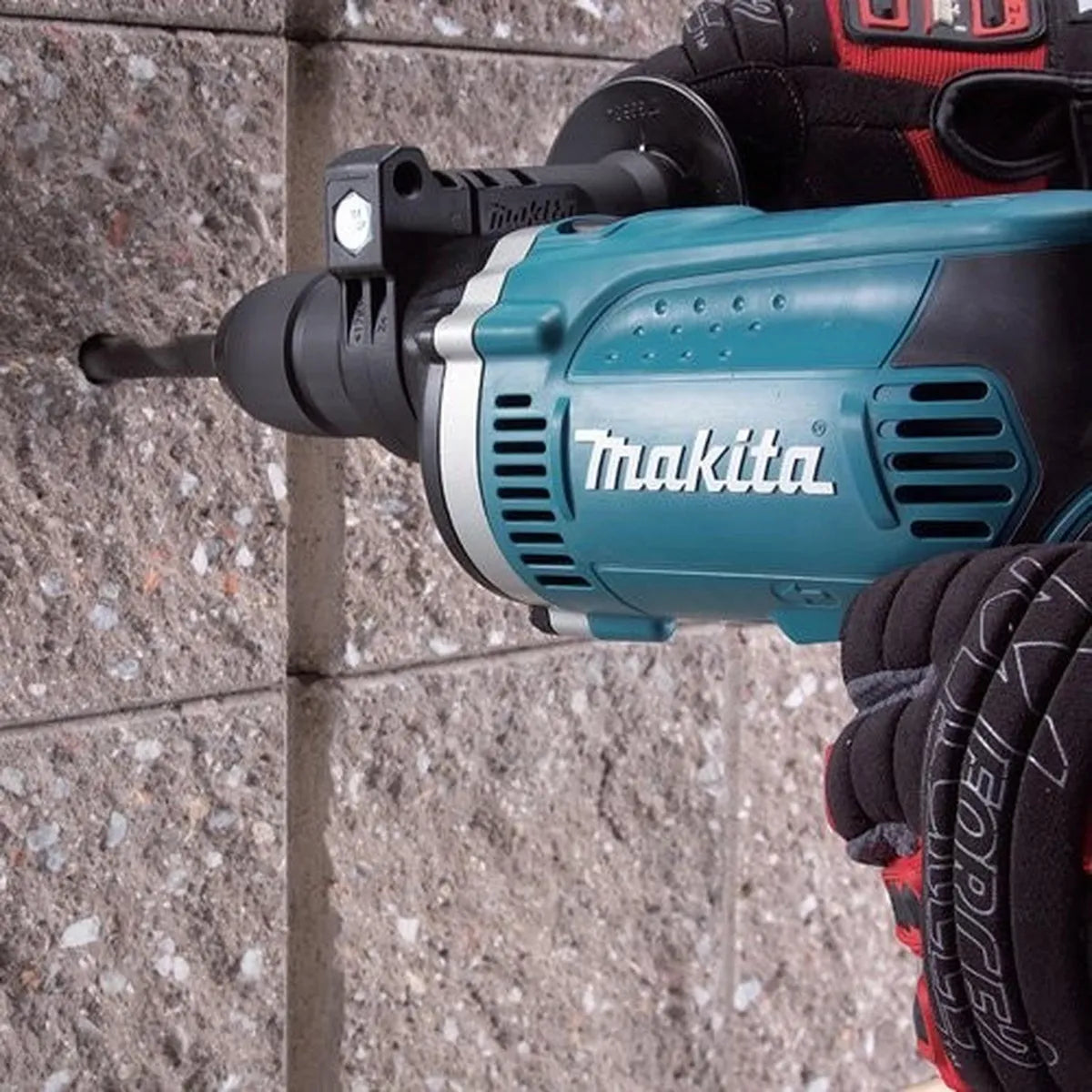 Taladro Percutor 1/2 PuLG 860w Estuche Makita Hp1630k Color Turquesa