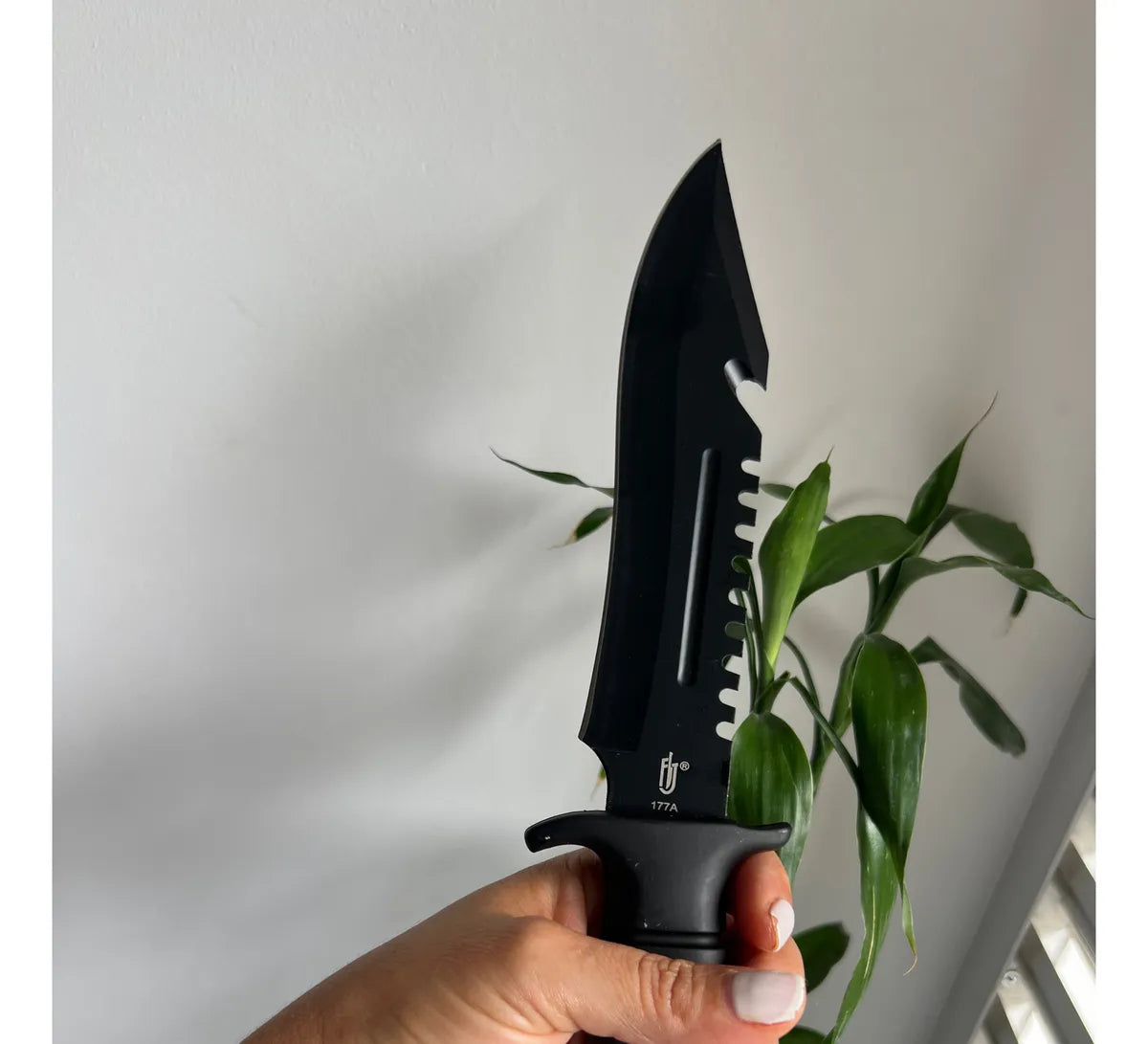 Cuchillo Táctico Camping Supervivencia Pesca + Estuche Negro