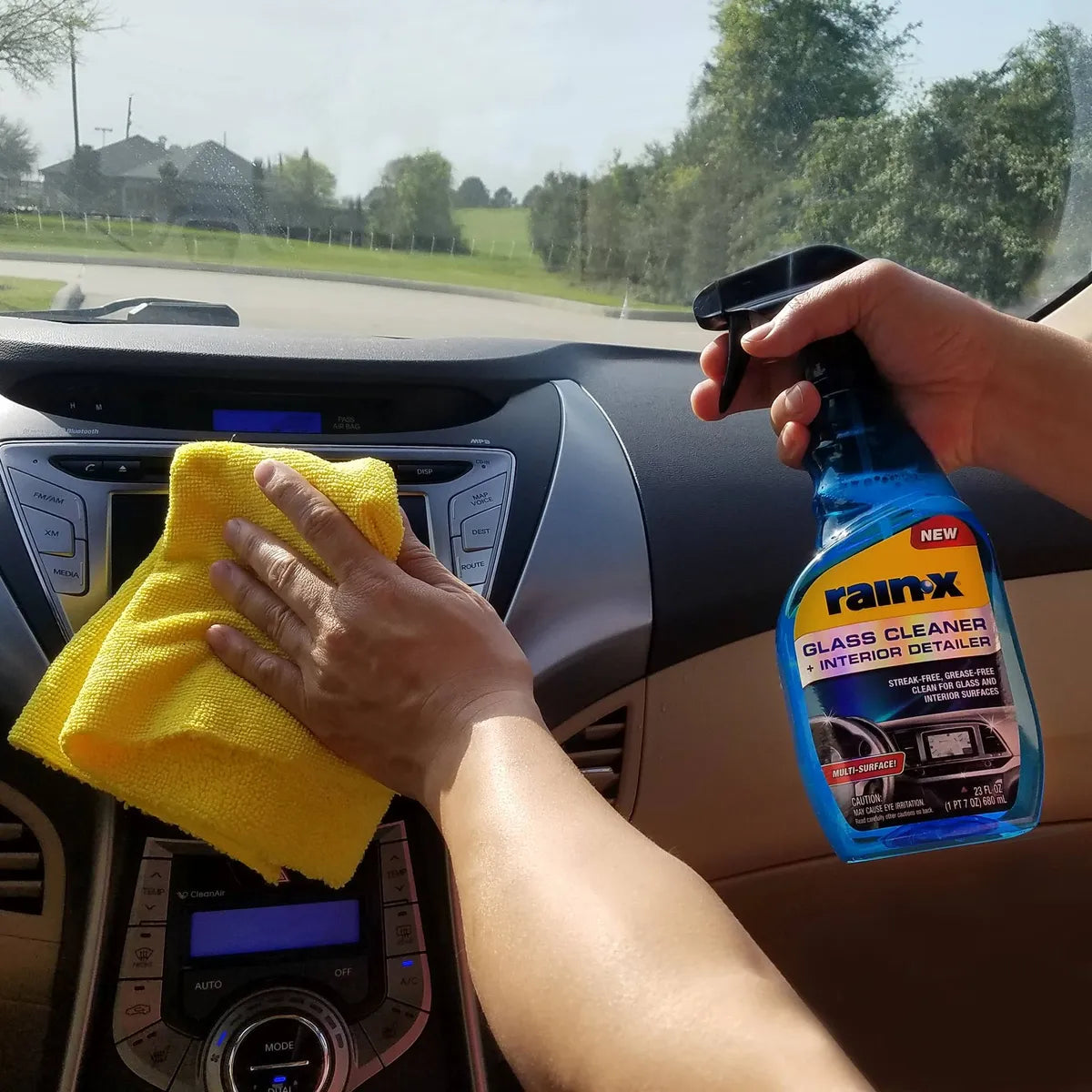 Limpiavidrios 23 Onzas Con Detallador De Interiores Rain-x