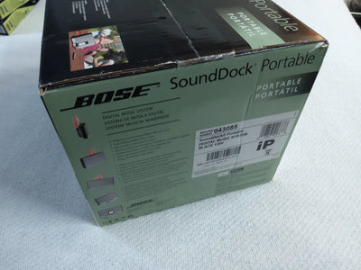 Parlante Bose Sounddock Portable - Gloss Black Plateado,negro