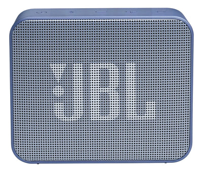 Parlante JBL Go Essential portátil con bluetooth waterproof azul acero