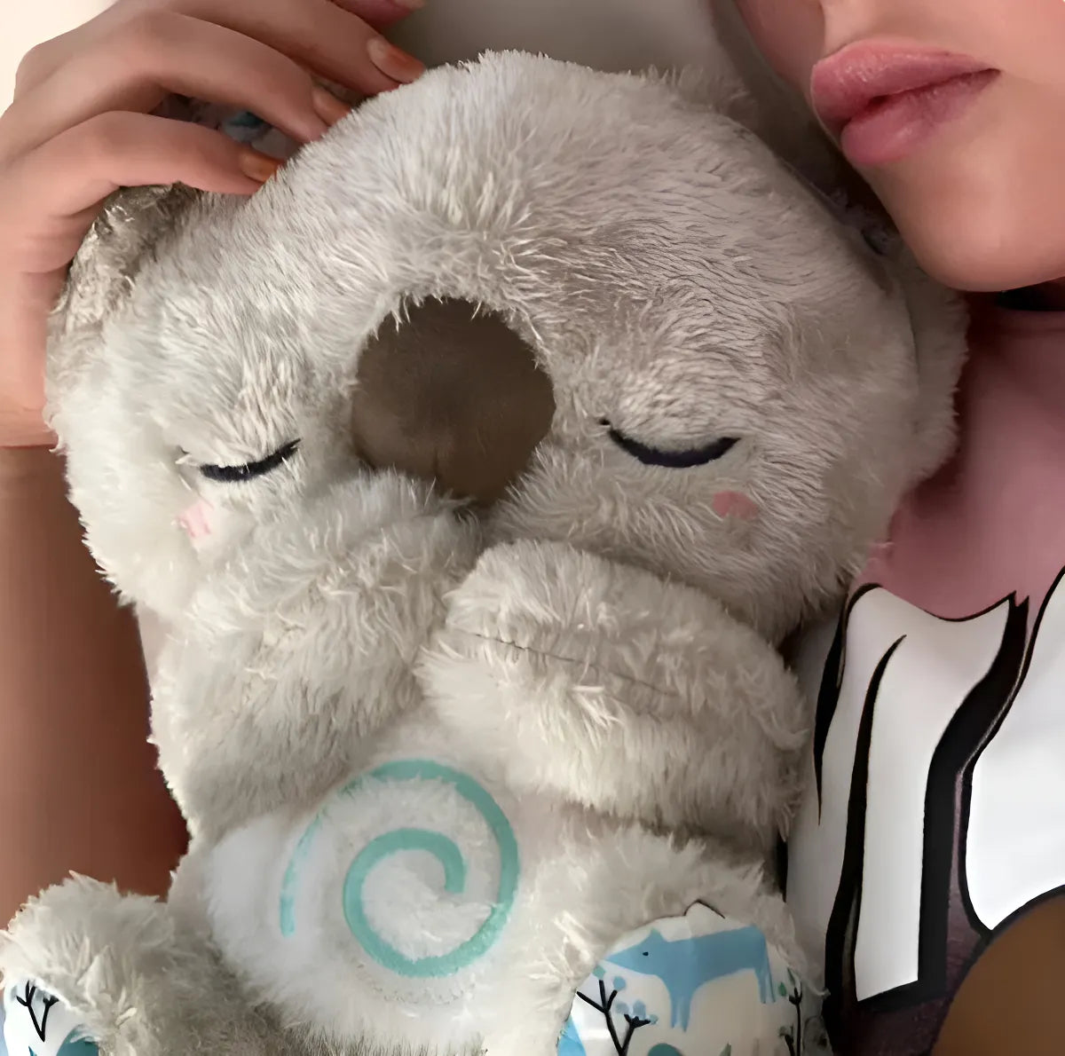 Koala Con Voz Y Respiración, Hora De Dormir Color Gris