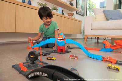 Pista de autos Hot Wheels City Gorila en la Gasolinera color azul - 2 piezas