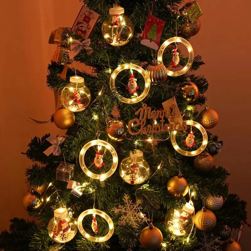 Instalación Cortina Bolas Y Aros Navideños Figuras Navideñas Cálidas