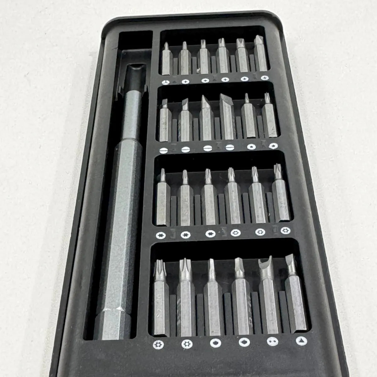 Destornillador Eléctrico Recargable Para Celular Cámara Pc Gris Oscuro
