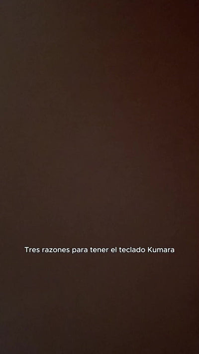 Teclado Redragon Kumara QWERTY Outemu Red español latinoamérica color negro con luz RGB