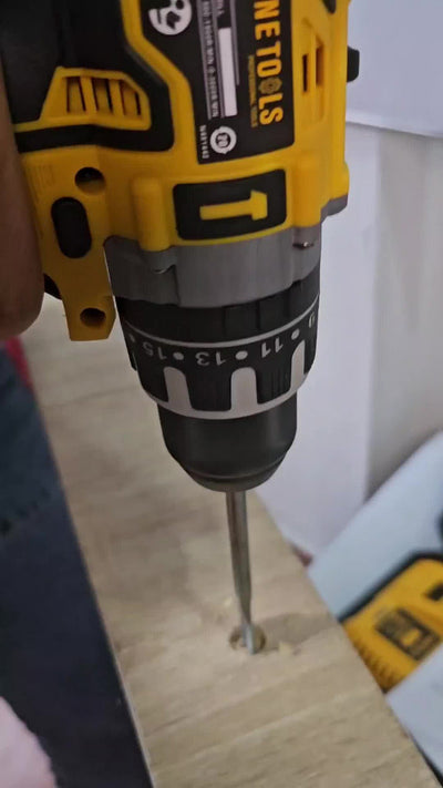 Taladro Percutor Inalámbrico 13mm 48v Brushless + Accesorios Amarillo 50/60