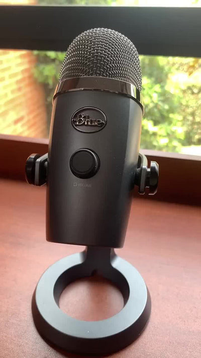 Micrófono Blue Yeti Nano Condensador Omnidireccional color vivid blueS