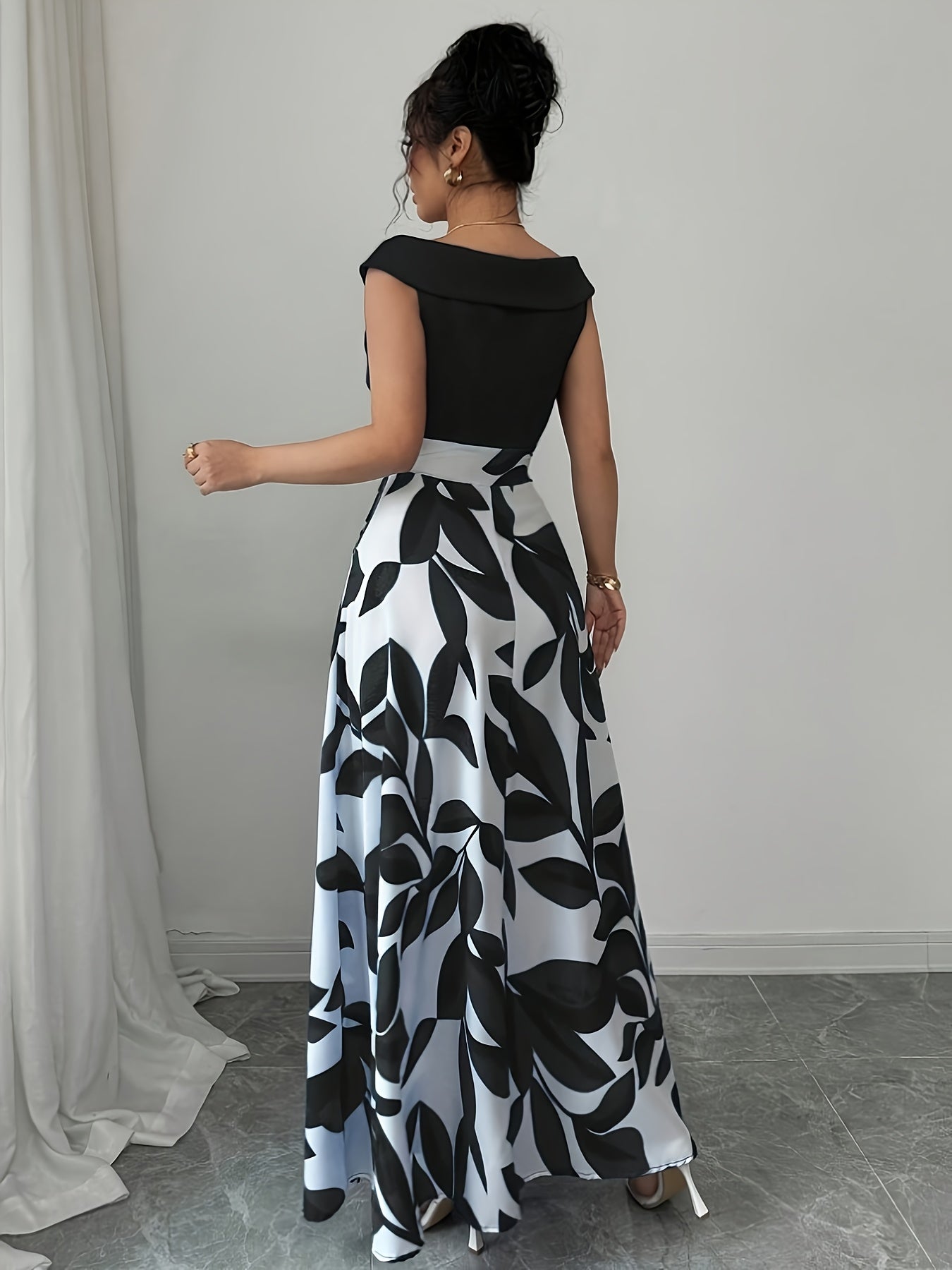 Vestido elegante para mujer con escote en V, estampado floral y bolsillos, línea A, manga corta, cintura entallada y falda fluida, ideal para verano, blanco con diseño de hojas verdes, para uso casual o formal | Vestido estampado floral | Diseño con cint