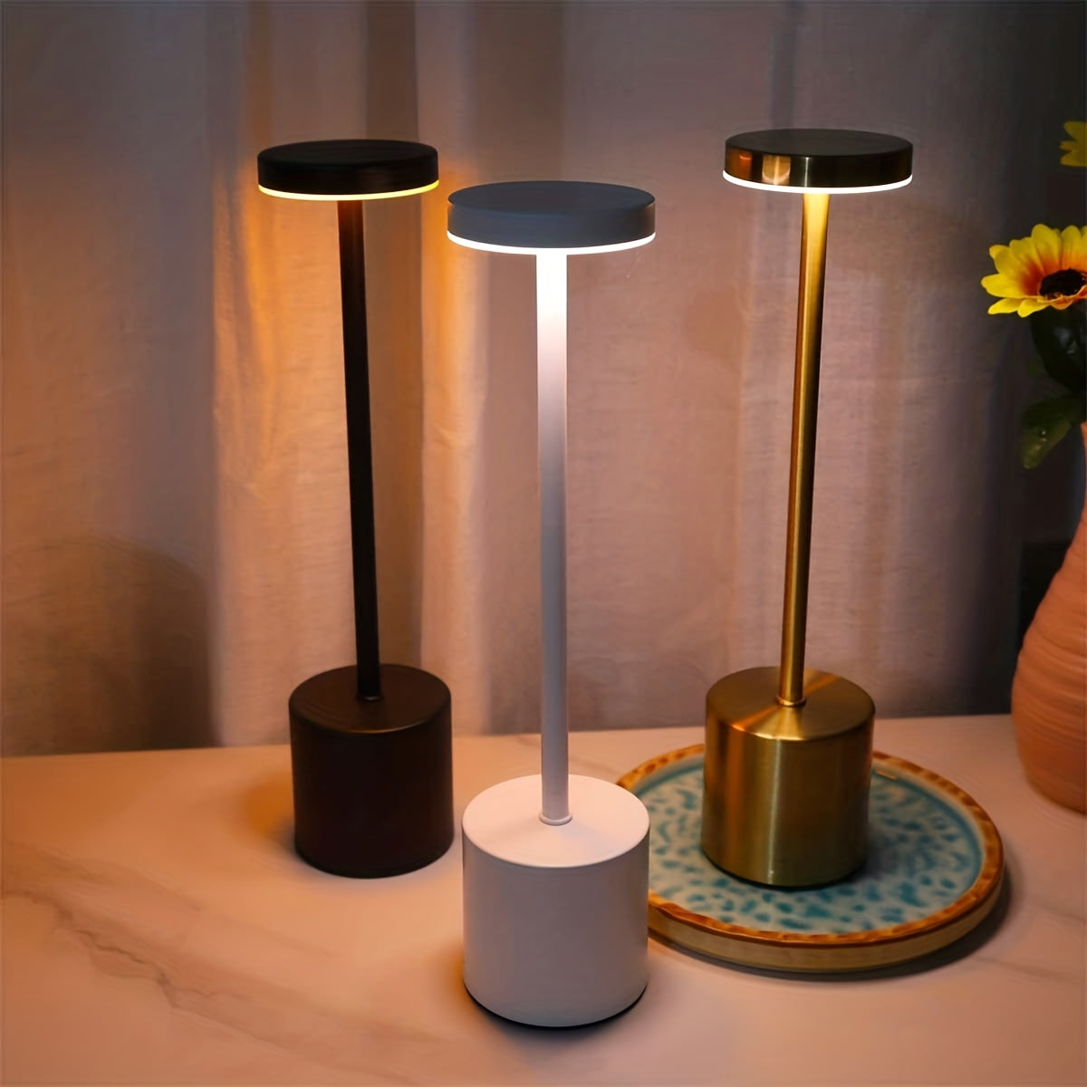 1 lámpara de escritorio LED moderna con control táctil - Batería de litio recargable, carga USB, brillo ajustable, iluminación de arriba para el hogar, oficina, bar y decoración de dormitorio, luz de bar | Lámpara de escritorio moderna | Lámpara con cont