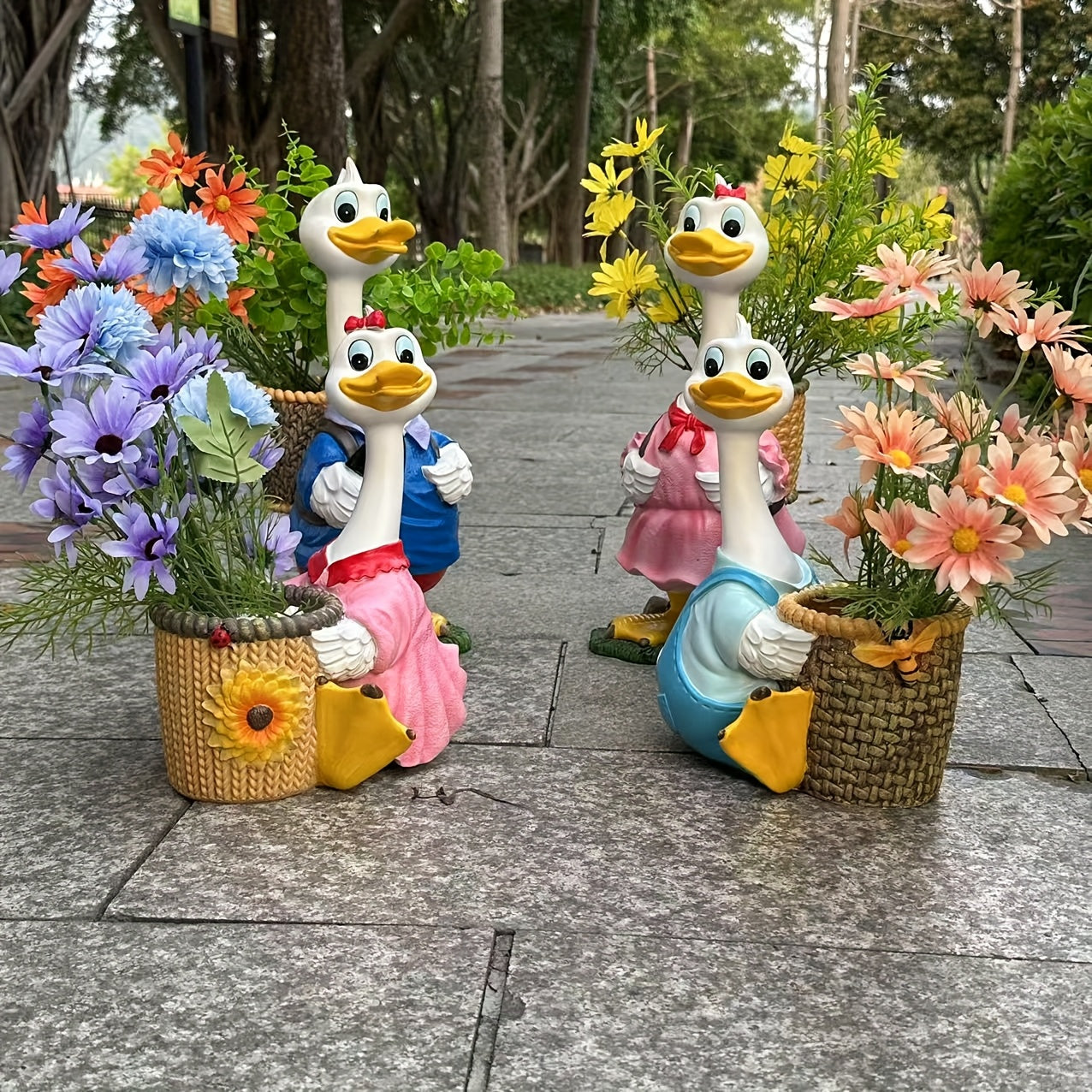 Maceta de Flores de Resina con Diseño de Pato de Dibujos Animados, Maceta Impermeable para Exteriores e Interiores, Decoración de Jardín y Balcón, Maceta Linda Adecuada para Suculentas con Agujeros de Drenaje, Regalo para Amantes de las Plantas