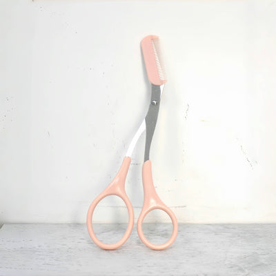Tijeras para Cejas con Peine Incorporado de Acero Inoxidable - Herramienta de Precisión para el Cuidado con Mangos Rosas, Diseño Ambidiestro para Uso en Mano Derecha/Izquierda, Belleza Profesional y Doméstica, Construcción Metálica Duradera, Recortador d
