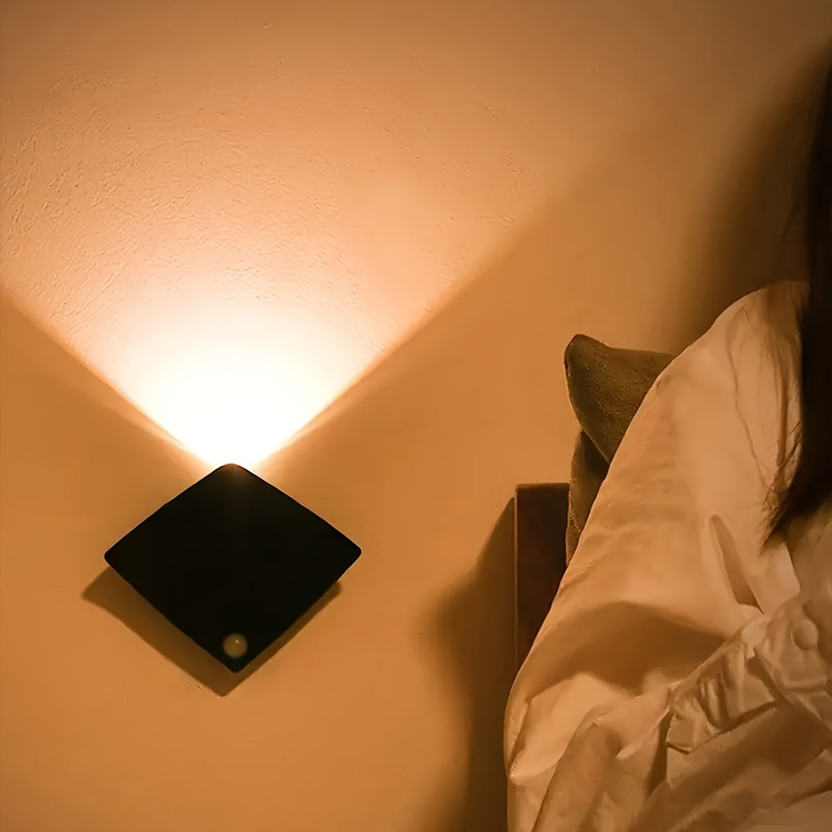 1/2 piezas de luz LED con sensor deportivo para pared - Lámpara decorativa nocturna en forma de pez diablo. Luz inteligente con batería, pantalla de acrílico, ideal para dormitorio, pasillo, escaleras y decoración de hotel (pilas no incluidas)