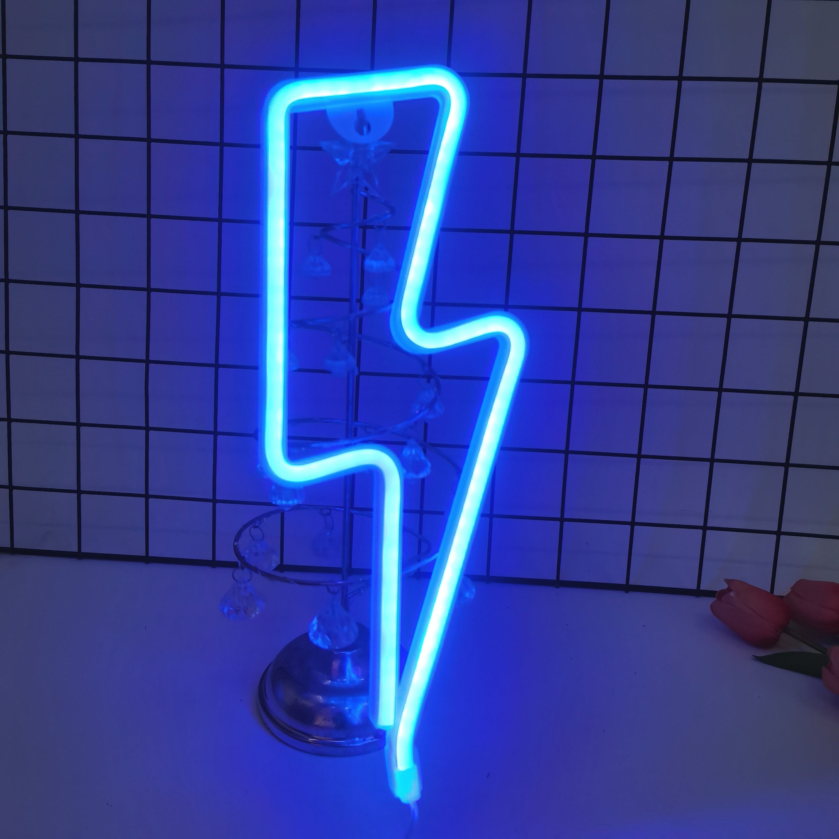 1pc Letrero de Neón Azul con Rayo LED Alimentado por USB - Decoración Genial para Sala de Juegos, Ideal para Dormitorio, Sala de Estar, Oficina, Bodas y Fiestas - Controlado por Interruptor, No Necesita Batería, Decoración de Gamer para Dormitorio
