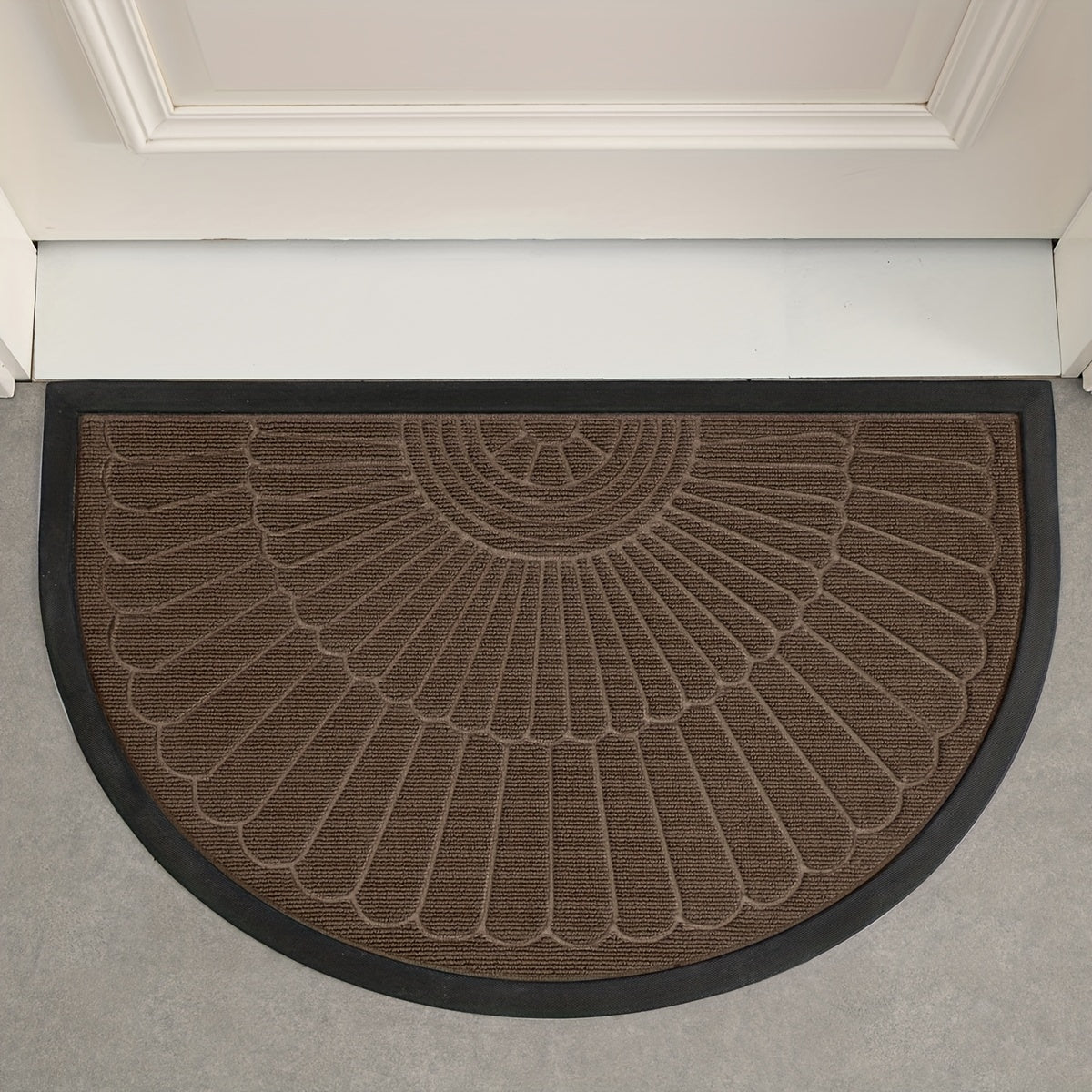 Tapete de entrada resistente, 1 pieza, semicircular, para interior y exterior, alfombra de bienvenida, duradera, perfil bajo, ideal para entrada, patio, garaje y áreas de mucho tráfico, decoración navideña, regalo de Navidad